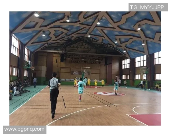 加姆迪精准传球助力球队攻防转换展现卓越球技与团队配合